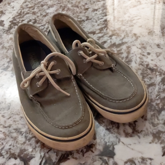 light grey boat shoes